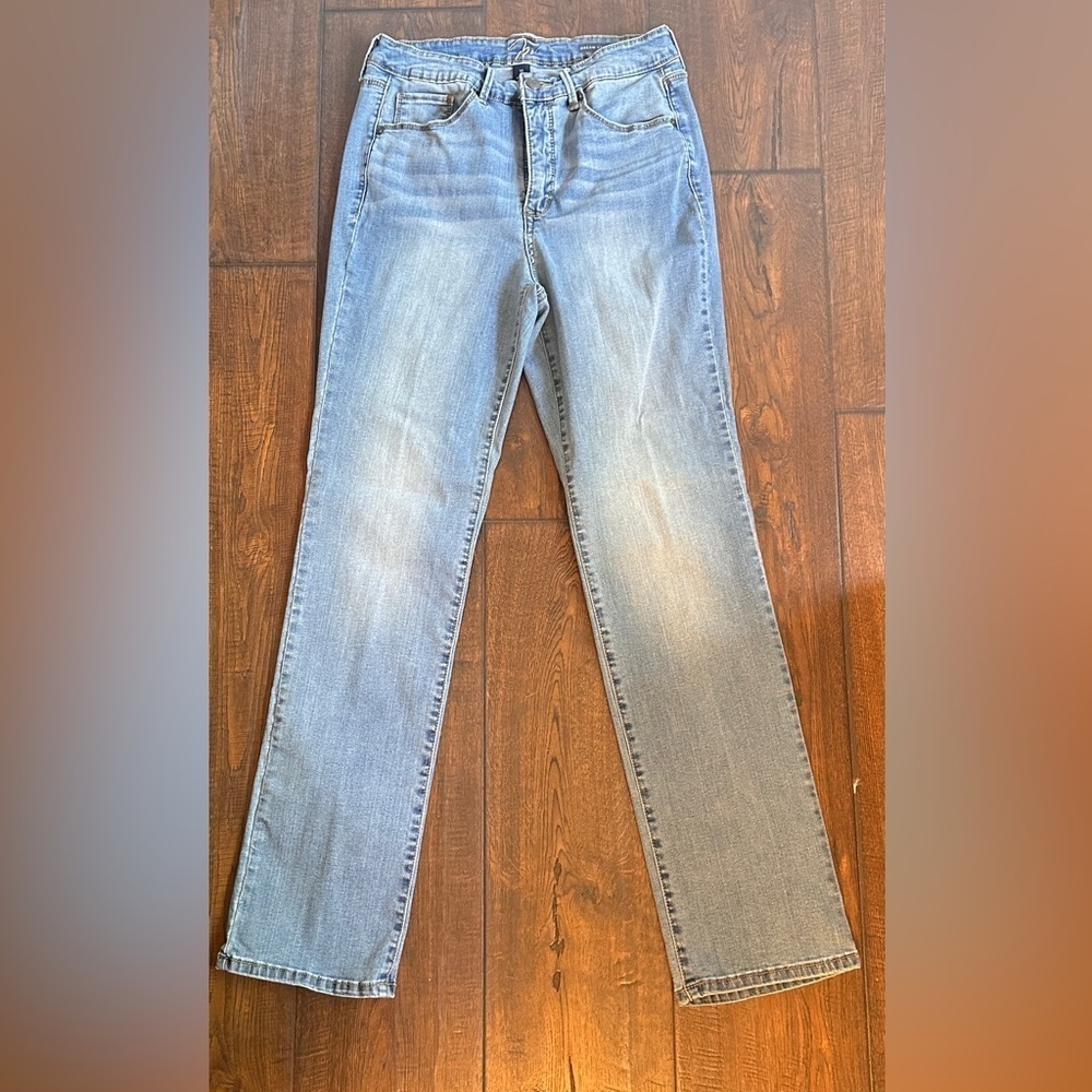 Maurice’s Classic Light Blue Jeans